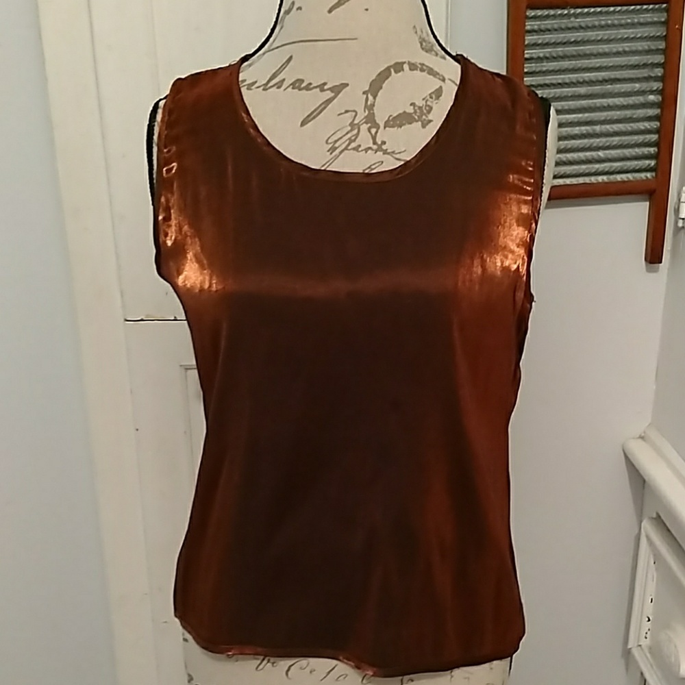 🎀 K.d. Spring metallic tank. Sz M